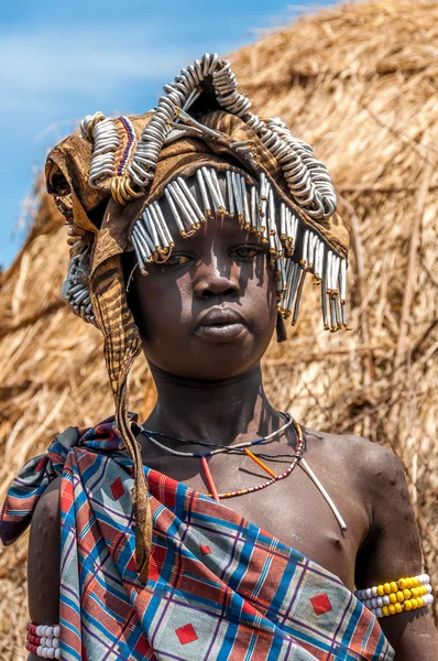 Omo Valley-folket - Mursi-stammen – stockfoto