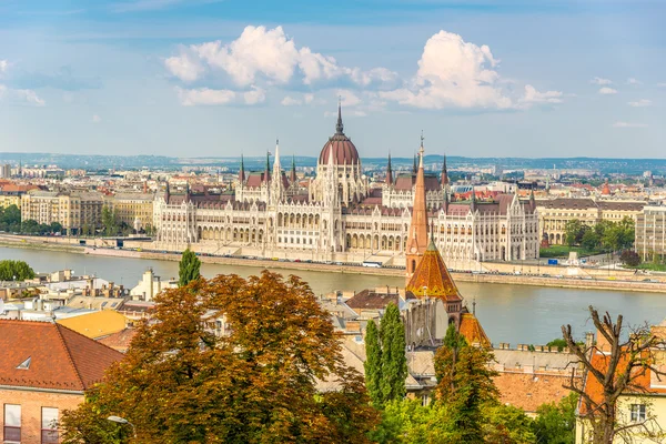 View from Buda at the parliament in Budapest — Stock Photo, Image