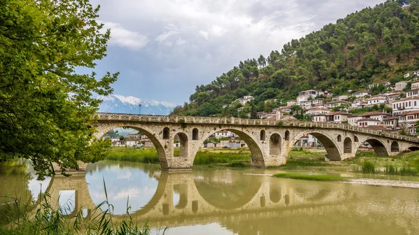 Puente Gorica sobre el río Osum —  Fotos de Stock