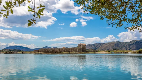 Lagoa em Butrint sítio arqueológico — Fotografia de Stock