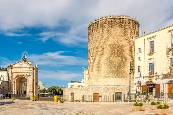 Bitonto Italia Septiembre 2021 Vista Puerta Baresana Torre Angioino Las — Foto de Stock