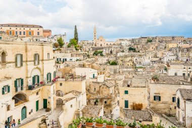 MATERA, İTALYA - 5 Eylül 2021 Matera 'nın Sassi' sine bakın. Matera Güney İtalya 'da Basilicata bölgesinde bir şehirdir..
