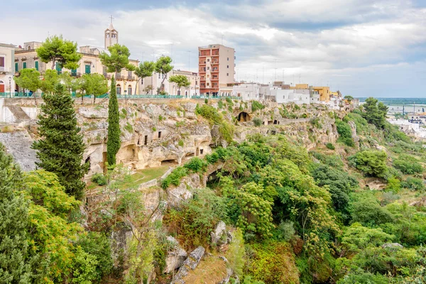 Uitzicht Rotsnederzettingen Vanuit Het Neolithicum Stad Massafra Italië — Stockfoto