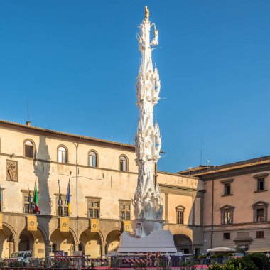 VITERBO, İtalya - 8 Eylül 2021 Viterbo Meydanı 'nda. Viterbo, İtalya 'nın orta kesiminde, Lazio bölgesinde bulunan antik bir şehirdir..