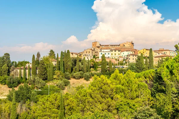Utsikt Över Den Lilla Staden Lari Italien — Stockfoto
