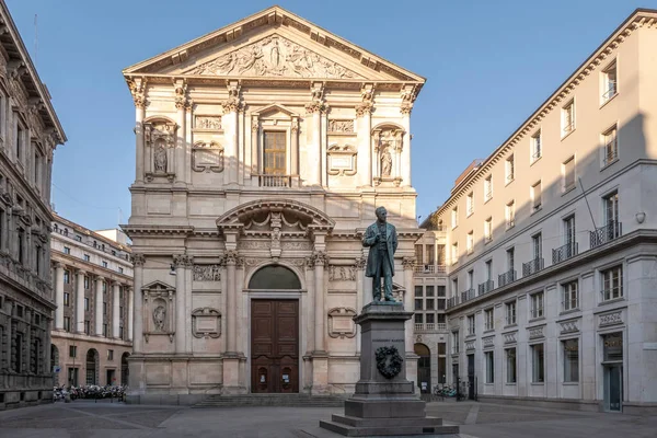 Milão Itália Março 2022 Vista Para Igreja San Fedele Nas — Fotografia de Stock