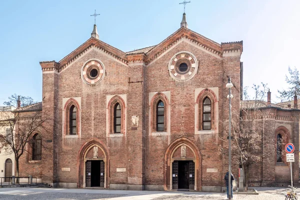 Widok Kościół Santa Maria Incoronata Ulicach Mediolanu Włoszech — Zdjęcie stockowe