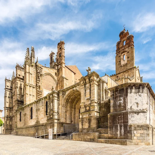 Veduta Della Nuova Cattedrale Nelle Strade Plasencia Spagna — Foto Stock