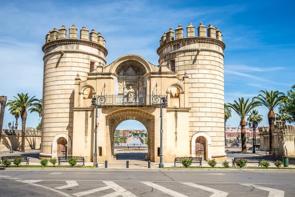 Προβολή Στο Palm Gate Στους Δρόμους Του Badajoz Στην Ισπανία — Φωτογραφία Αρχείου