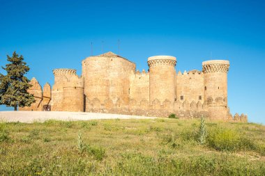 İspanya, Kastilya La Mancha 'daki Belmonte Kalesi' ne bakın.