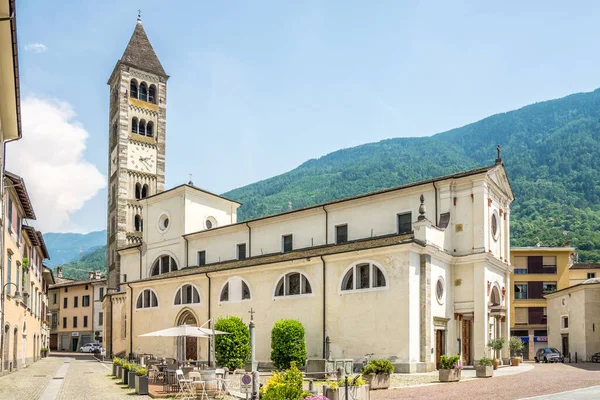 Tirano Italy June 2022 Вид Церкву Святого Мартіна Вулицях Тірано — стокове фото