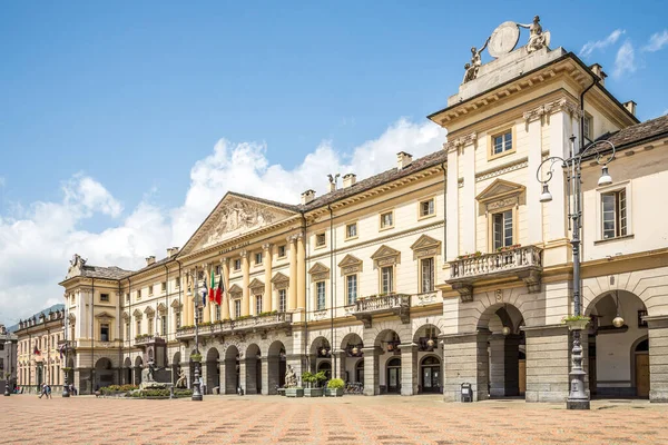 Aosta Italië Juni 2022 Uitzicht Het Gemeentehuis Aosta Aosta Belangrijkste — Stockfoto