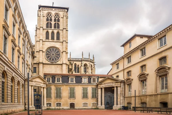 View Library Courtyard Bell Tower Cathedral Saint John Baptist Streets — Stockfoto