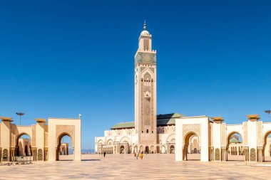 Hasan II Kompleksi 'ne bakın. Casablnca 'daki camii - Fas