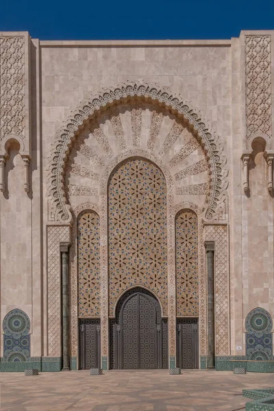 Uitzicht Decoratie Bij Deuren Van Hasan Moskee Casablnca Marokko — Stockfoto