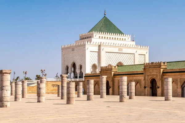 Uitzicht Het Mausoleum Van Mohammed Met Almohad Moskee Ruïnes Rabat — Stockfoto