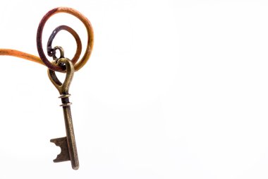 bir kalp şeklinde anahtar,