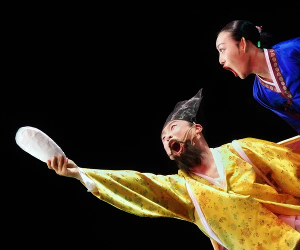 Two performers of Busan Korean traditional dance at theatre — Stock Photo, Image