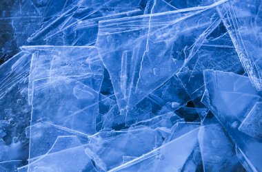 cool blue Ice yaprak paramparça ince tabakalar.