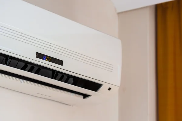 The panel control of air conditioner . — Stock Photo, Image