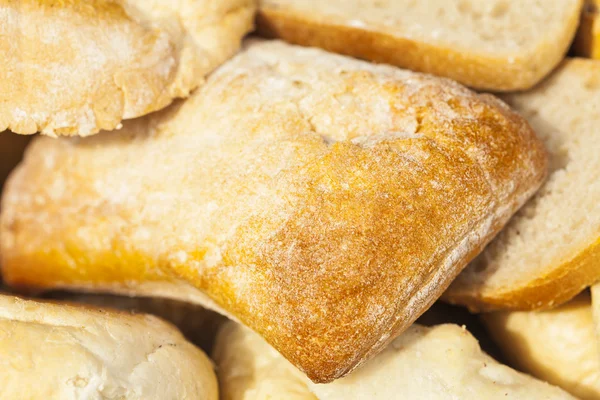 Tranches de pain et autres produits de boulangerie — Photo