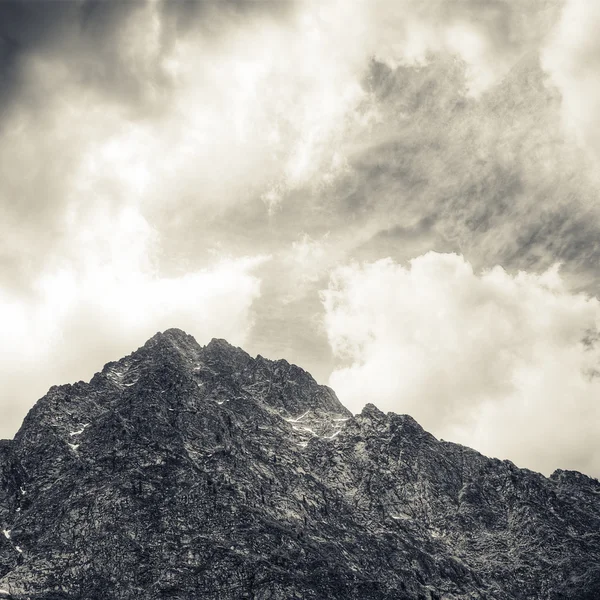 Mountain in black and white version — Stock Photo, Image