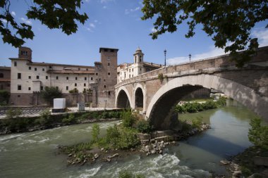 Roma'da Tiber Adası
