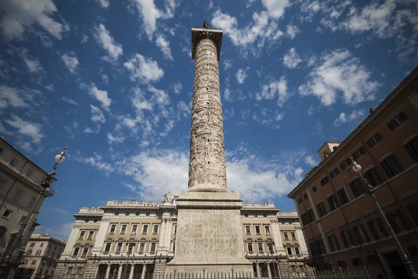 Piazza Colonna ในกรุงโรม — ภาพถ่ายสต็อก