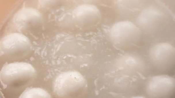 Cocinar Hervir Tradicional Delicioso Tangyuan Tang Yuan Bolas Masa Arroz — Vídeos de Stock