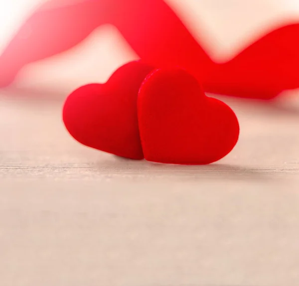 Concept Valentine Anniversary Wedding Celebration Heart Shapes White Wooden Bench — Fotografia de Stock