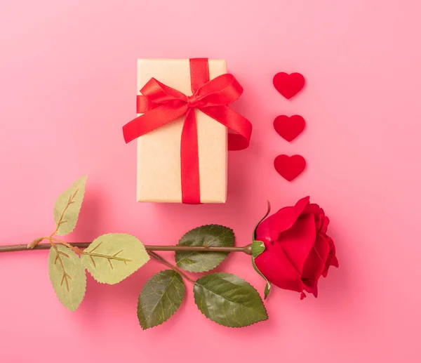 Heden Viering Concept Geven Valentijnsdag Verjaardag Moederdag Dag Verjaardag Verrassing — Stockfoto