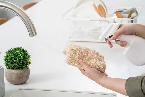 Woman Housewife Doing Spring Cleaning Home Kitchen Using Rag Spraying — Stock Photo, Image