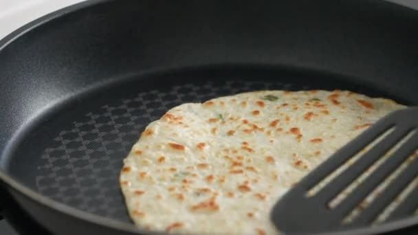 Leckeres Taiwanesisches Omelett Eierpfannkuchenrolle Berühmtes Frühstück Taiwan — Stockvideo