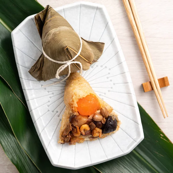 Zongzi Rýžový Knedlík Pro Tradiční Čínský Festival Dračích Lodí Duanwu — Stock fotografie