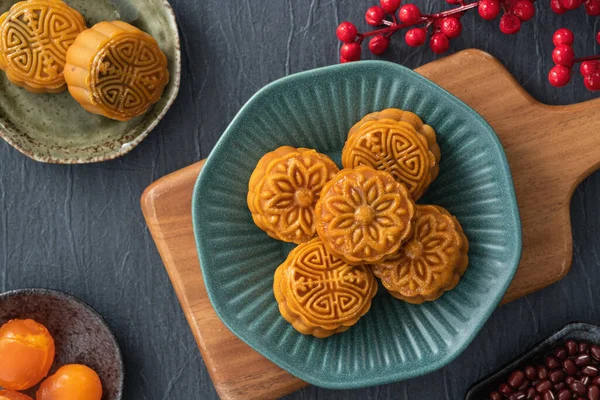 Delicious Cantonese Moon Cake Mid Autumn Festival Food Mooncake Blue — Stock Photo, Image