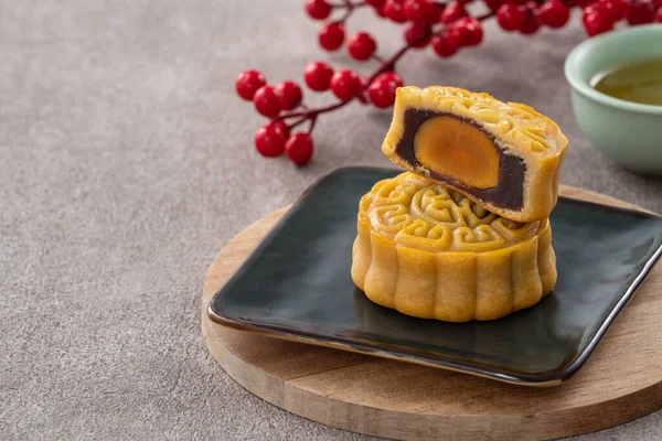Delicious Cantonese Moon Cake Mid Autumn Festival Food Mooncake Gray — 스톡 사진