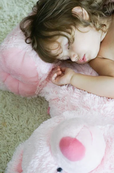 Спляча дівчинку — стокове фото