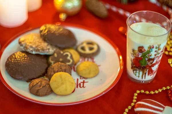 Christmas cookies with milk — Stock Photo, Image