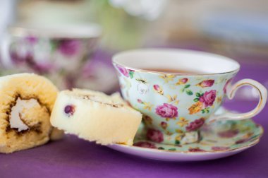 Çerezler ile İngilizce çay