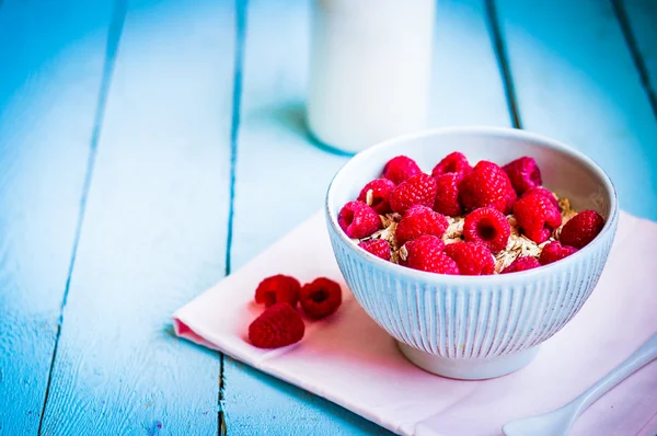 Granola with berries and almonds in a bowl — Stock Photo, Image