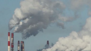 Fabrika duman emisyonu şehri, kış