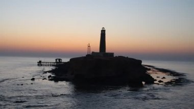 Deniz feneri günbatımı