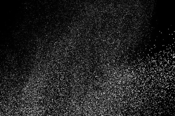 Абстрактный брызг воды на черном фоне
