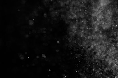 siyah zemin soyut su spreyi