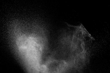 siyah zemin soyut su spreyi