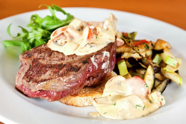 Grilled steak — Stock Photo, Image