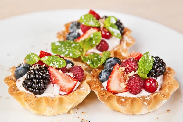 Sweet pastry basket — Stock Photo, Image