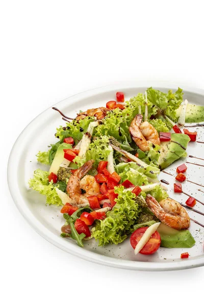 Salada Com Camarão Abacate Tigre Temperada Com Molho Pesto Isolado — Fotografia de Stock