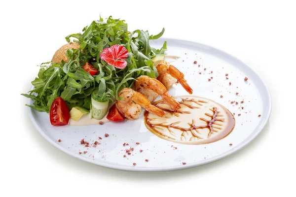 Salad Shrimp Arugula Crispy Egg Oyster Sauce White Background Isolated — Photo
