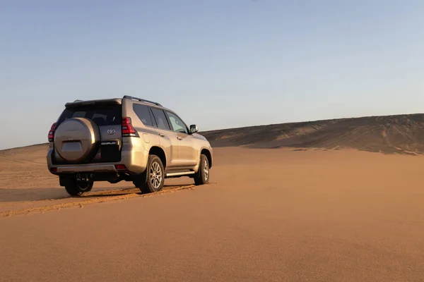 Toyota Land Cruiser Prado Debout Milieu Désert — Photo